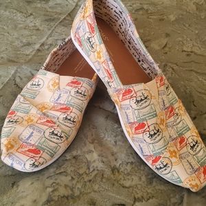 TOMS Women's size 9 flats SUPER CONDITION